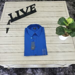 New arrow Blue  dress Button Down Shirt long sleeve regular fit size xl for men.